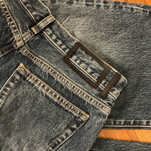La ligne Marilyn mid rise barrel Jean - Picture 2 of 3